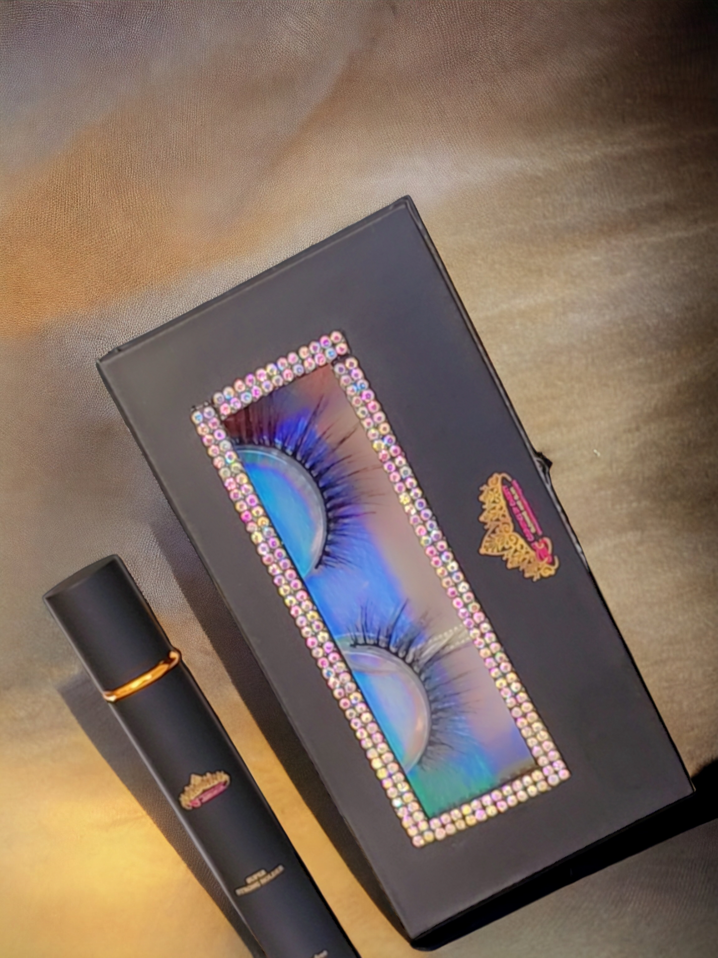 STRONG LASH ADHESIVE