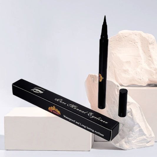 MATTE EYELINER